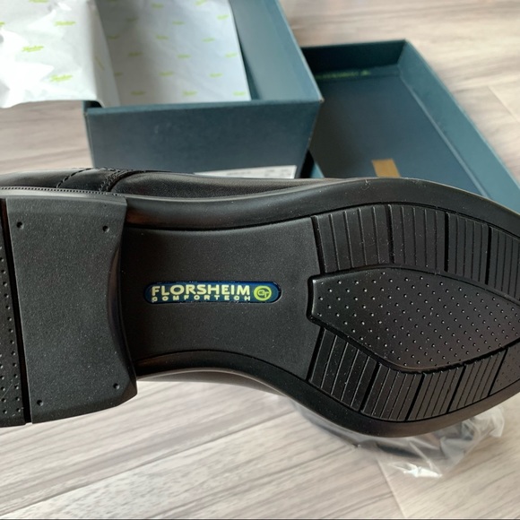 NWT Florsheim Black Center Cap Oxfords - Picture 14 of 16